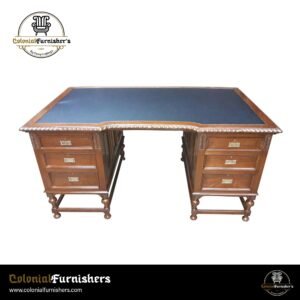 Colonial Partners’ Desk